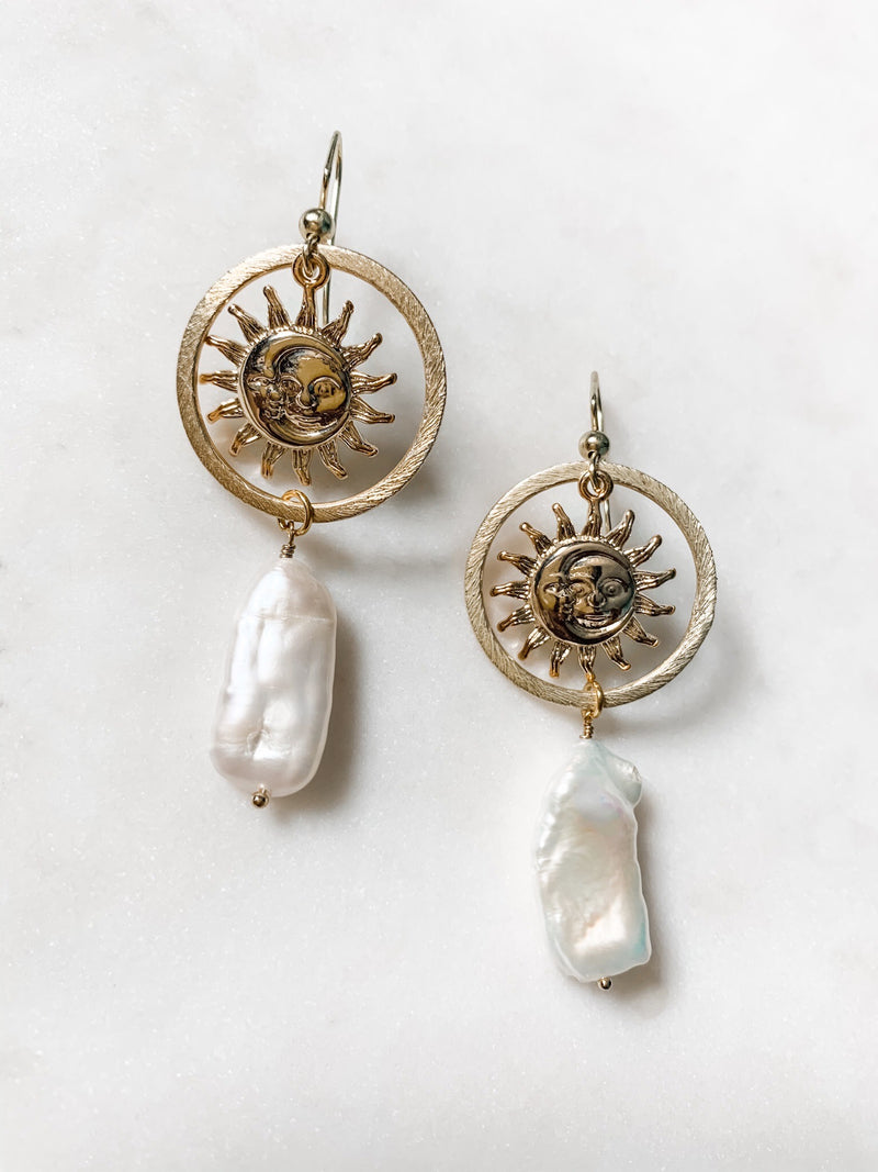Sun and Sea - Pearl Earrings - The Pretty Eclectic